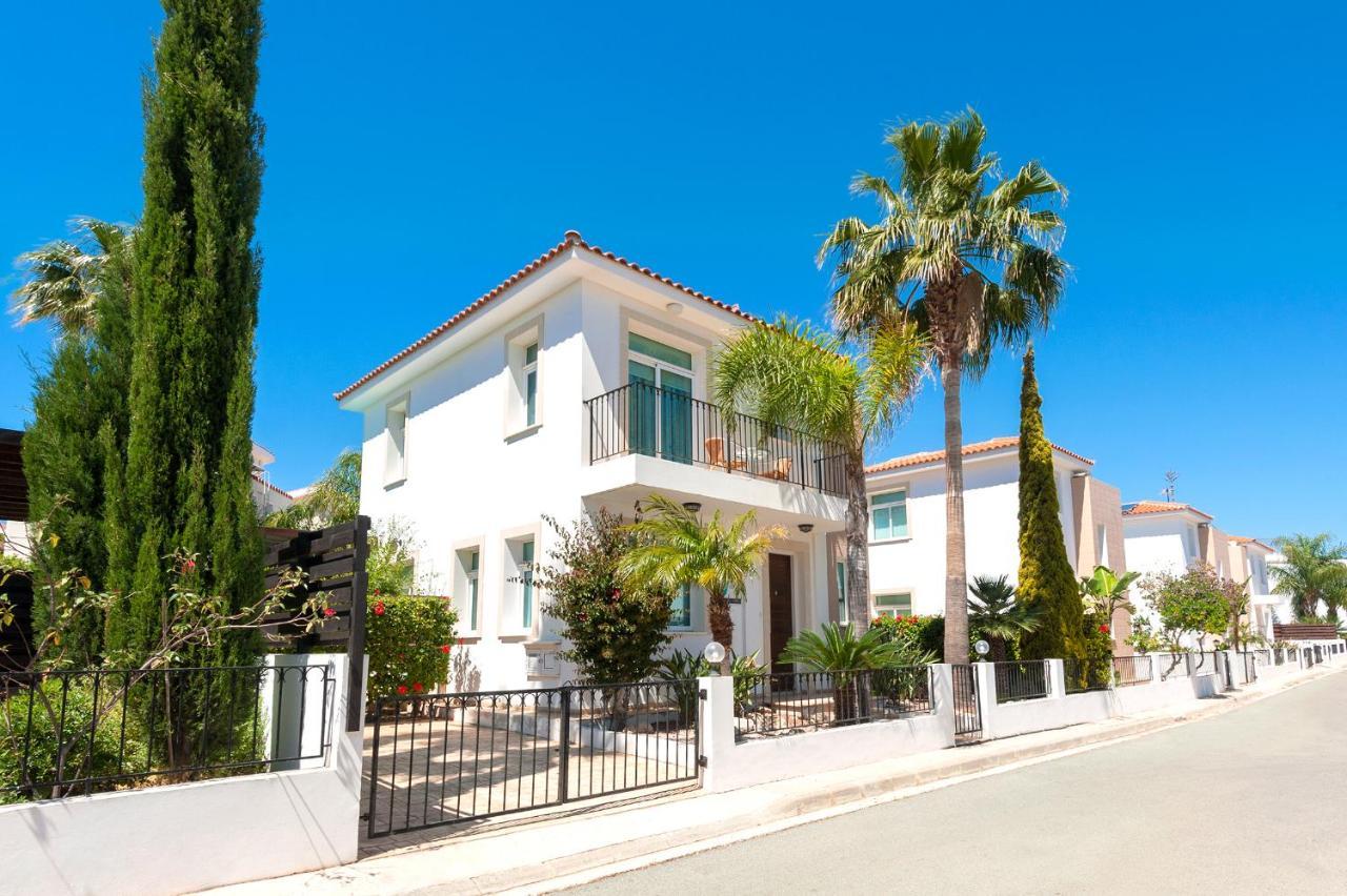 Villa Natalie Protaras Exterior photo